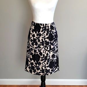 LOFT floral print skirt, Size M, NWT